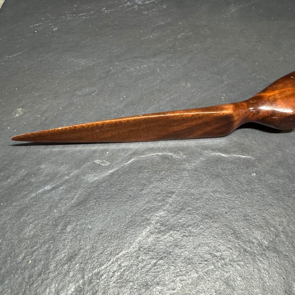 Hand Carved Artisan Olivewood Otter Letter Opener Ergonomic Otter Shape Hardwood - Picture 6 of 7